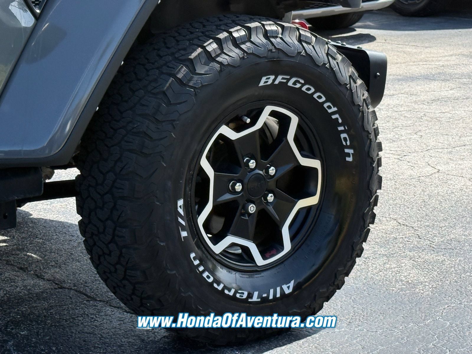 Used 2023 Jeep Gladiator Rubicon w/ LED Lighting Group AWD/4WD image 6