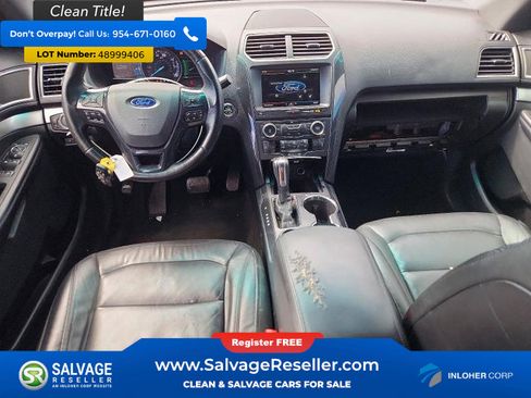 Used 2016 Ford Explorer XLT w/ Equipment Group 202A FWD image 11
