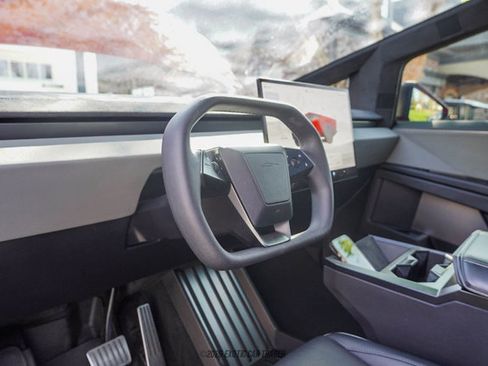 Used 2024 Tesla Cybertruck Cyberbeast image 17