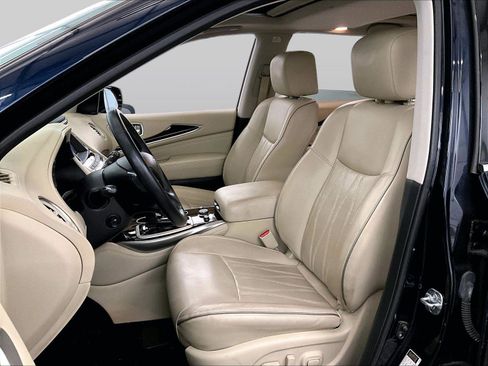 Used 2017 INFINITI QX60 Luxe w/ Deluxe Technology Package image 24