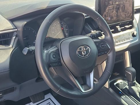 Certified 2023 Toyota Corolla Cross LE FWD image 12