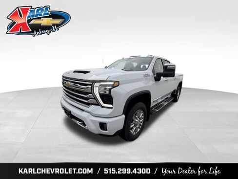 Used 2026 Chevrolet Silverado 3500 High Country w/ High Country Premium Package AWD/4WD image 1