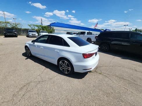 Used 2017 Audi A3 2.0T Premium w/ Convenience Package AWD/4WD image 17