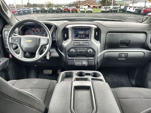 Used 2022 Chevrolet Silverado 1500 Custom AWD/4WD image 18