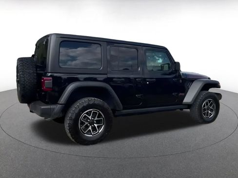 Used 2025 Jeep Wrangler Rubicon image 15