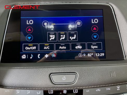 Used 2021 Cadillac XT4 Premium Luxury FWD image 22
