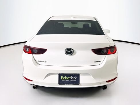 Used 2020 MAZDA MAZDA3 Sedan w/ Preferred Package image 7