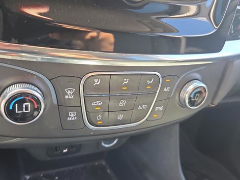 Used 2018 Chevrolet Traverse LS w/ LPO, Floor Liner Package FWD image 19