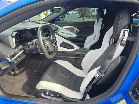 Used 2024 Chevrolet Corvette Stingray Preferred Cpe w/ Z51 Performance Package image 12