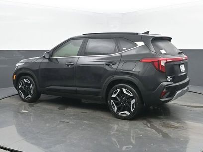 Used 2025 Kia Seltos SX w/ SX Sunroof Package