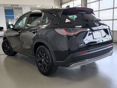 Used 2024 Honda HR-V Sport image 15