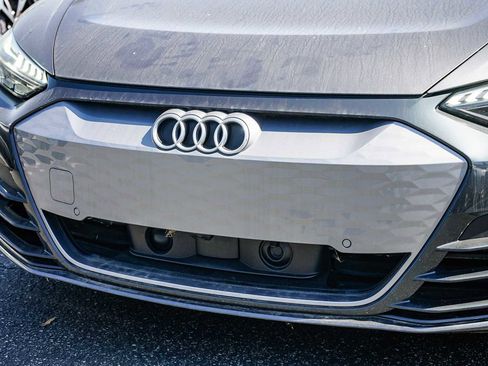Used 2022 Audi e-tron GT Premium Plus image 8