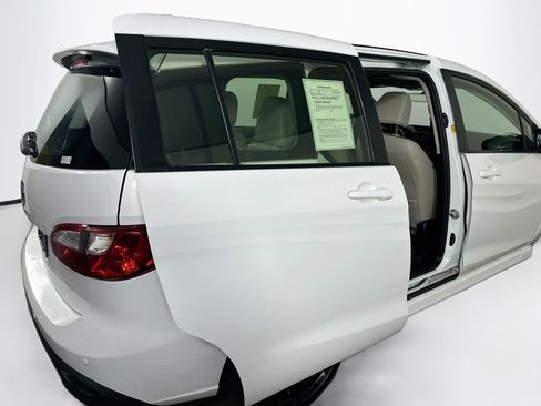 Used 2014 MAZDA MAZDA5 Grand Touring FWD image 29