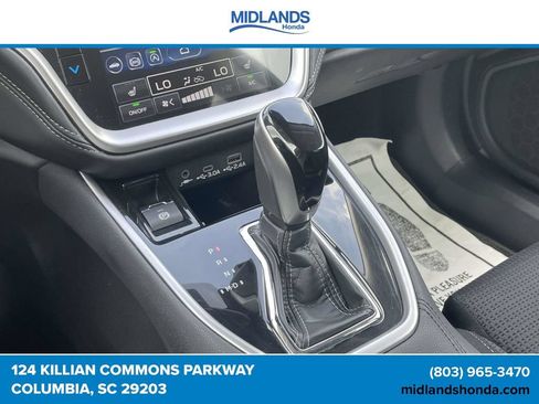 Used 2024 Subaru Outback Premium AWD/4WD image 30