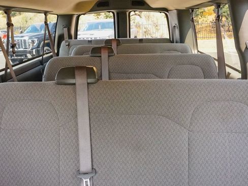 Used 2025 Chevrolet Express 3500 LT w/ LT Preferred Equipment Group RWD image 15