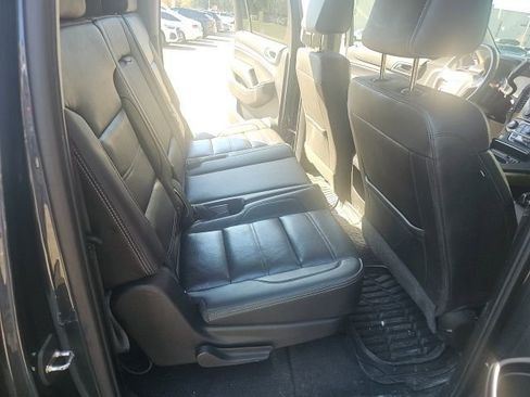 Used 2019 GMC Yukon XL Denali image 13