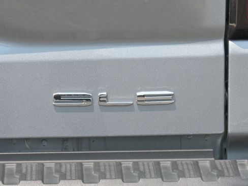 Used 2023 GMC Sierra 1500 SLE AWD/4WD image 37