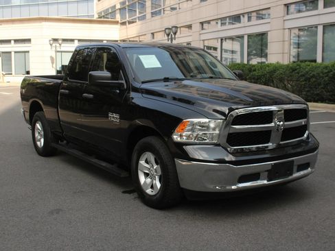 Used 2020 RAM 1500 Tradesman w/ Chrome Plus Package RWD image 1