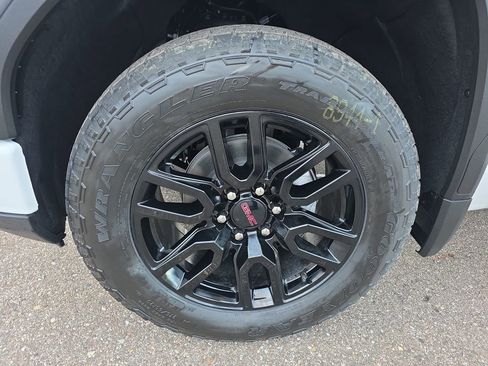 New 2026 GMC Sierra 1500 Elevation AWD/4WD image 35