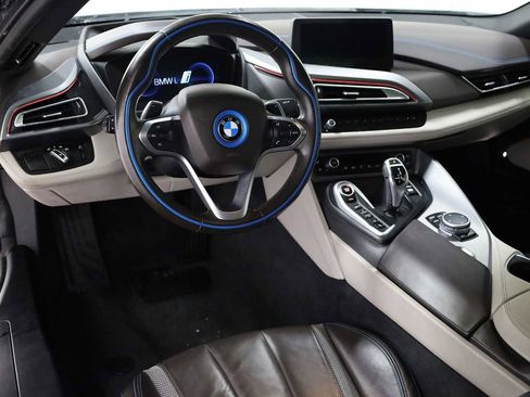 Used 2015 BMW i8 image 4