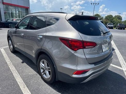 Used 2017 Hyundai Santa Fe Sport w/ 2.4L Tech Package 04 FWD image 4