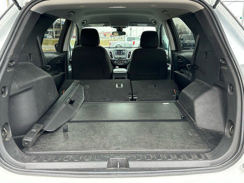 Used 2023 Chevrolet Equinox LT image 8