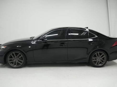 Used 2014 Lexus IS 250 RWD image 7