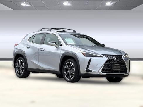 Certified 2025 Lexus UX 300h FWD w/ Accessory Package (Z2) image 7