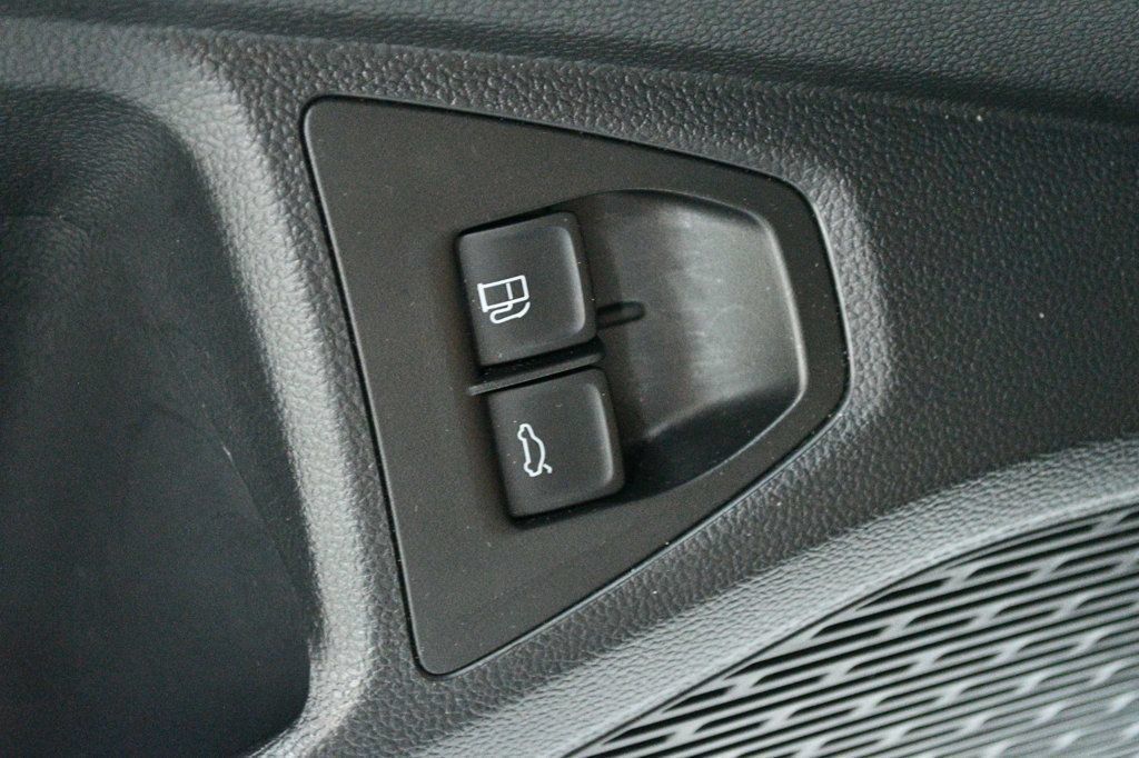 Used 2020 Volkswagen Jetta SEL Premium FWD image 69