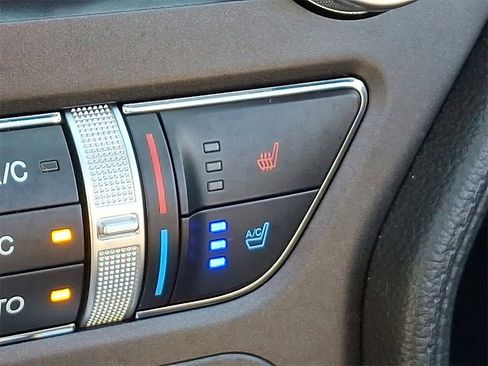 Certified 2023 Ford Mustang Premium image 25