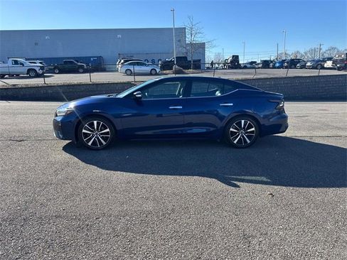 Used 2023 Nissan Maxima SL image 7