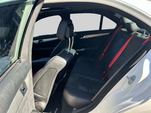 Used 2013 Mercedes-Benz C 250 Sedan image 12