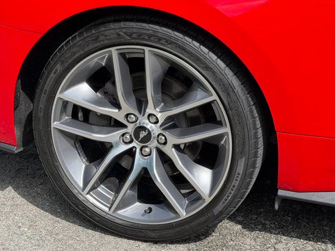 Used 2017 Ford Mustang GT Premium w/ Equipment Group 401A RWD image 45