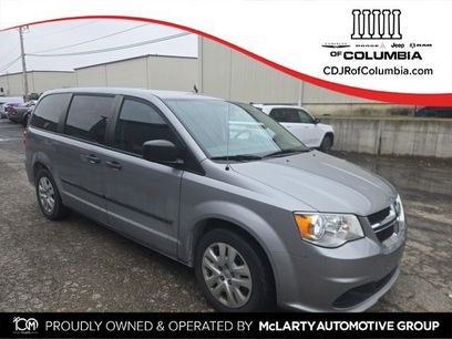 Used 2015 Dodge Grand Caravan American Value Package w/ UConnect Hands-Free Group