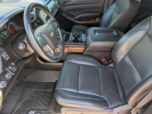 Used 2019 Chevrolet Tahoe Premier AWD/4WD image 14