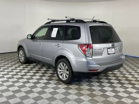 Used 2013 Subaru Forester 2.5X Premium w/ All-Weather Plus Pkg AWD/4WD image 16