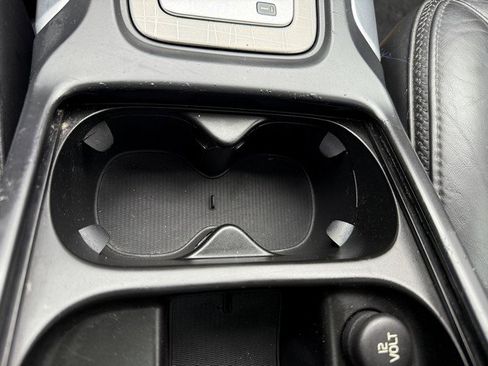 Used 2011 Volvo XC70 3.2 image 32