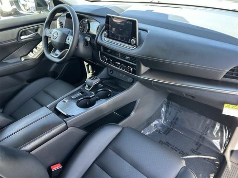 New 2026 Nissan Rogue Dark Armor FWD image 9