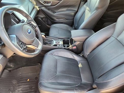 Used 2019 Subaru Forester Limited image 13