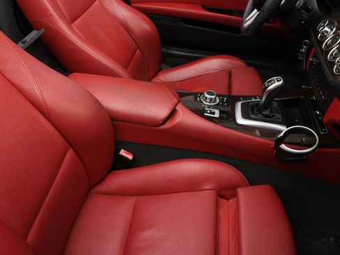 Used 2011 BMW Z4 sDrive35i image 23