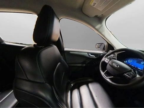 Used 2024 Ford Escape Platinum image 44