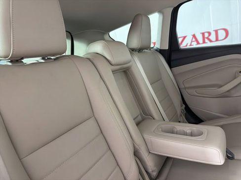 Used 2015 Ford Escape Titanium FWD image 18