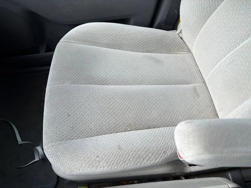Used 2013 Toyota Sienna LE FWD image 27