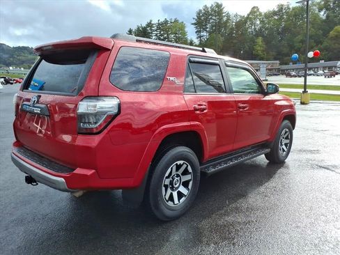 Used 2023 Toyota 4Runner TRD Off-Road image 7