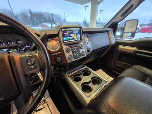 Used 2016 Ford F250 Lariat w/ Lariat Ultimate Package image 16