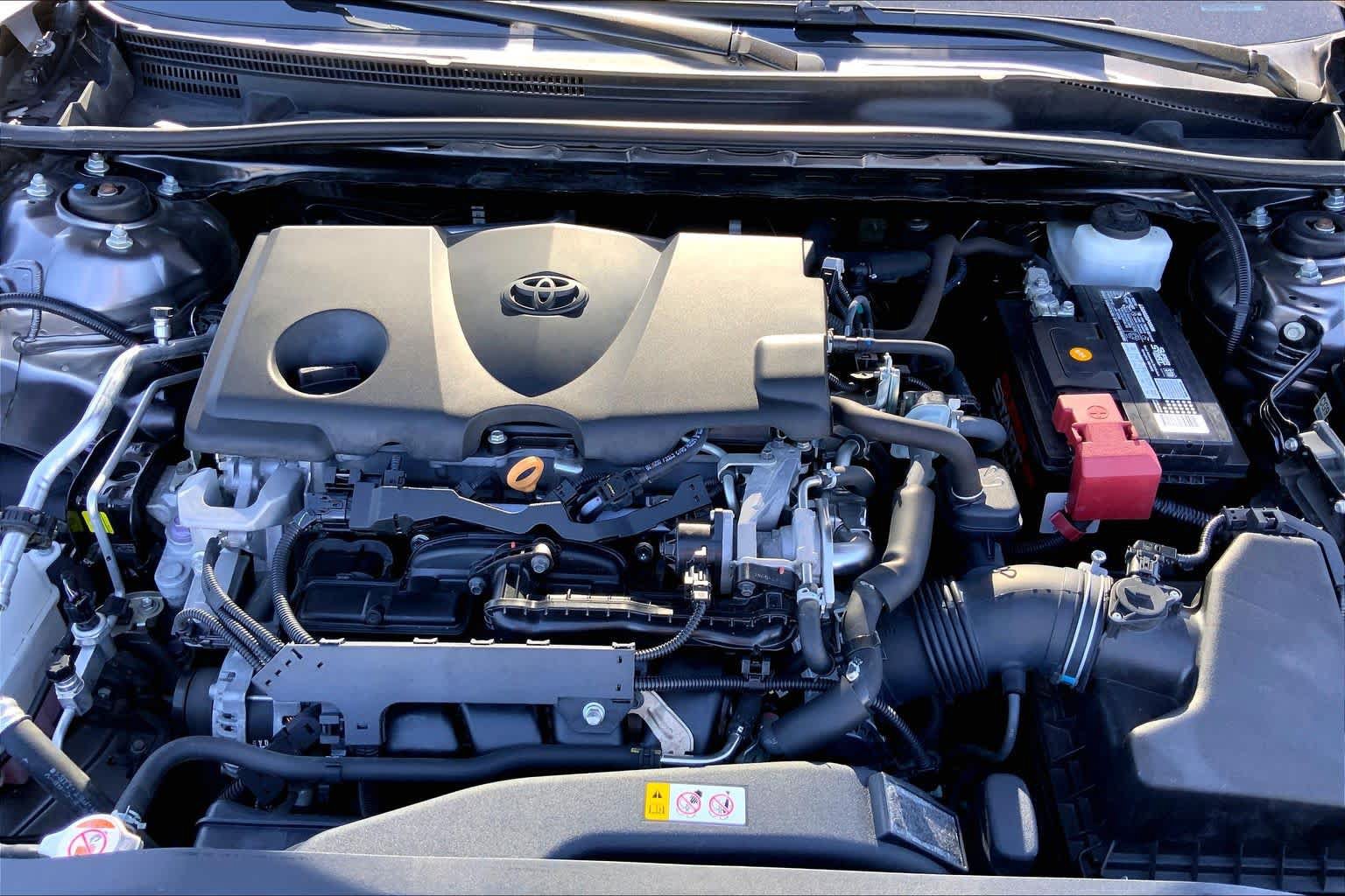 Used 2019 Toyota Camry SE FWD image 31