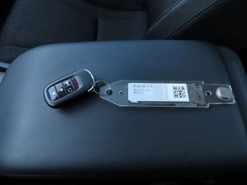 Certified 2023 Honda Accord EX image 25