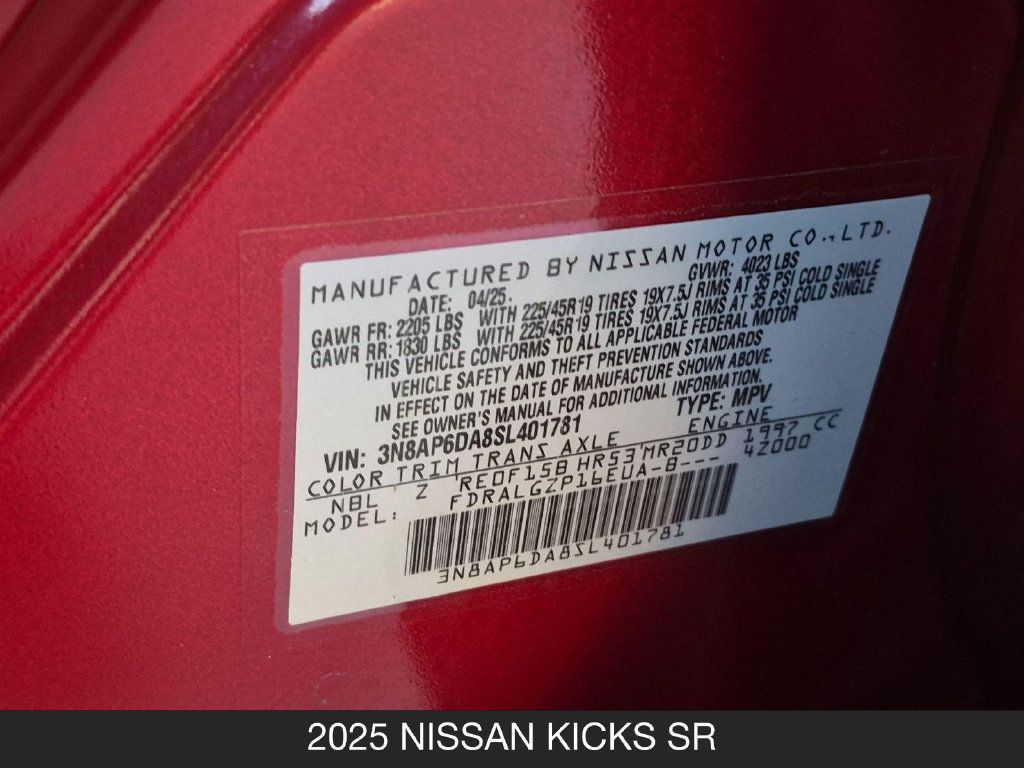 Certified 2025 Nissan Kicks SR FWD image 24