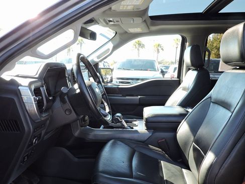 Certified 2022 Ford F150 Lariat w/ Equipment Group 502A High image 24