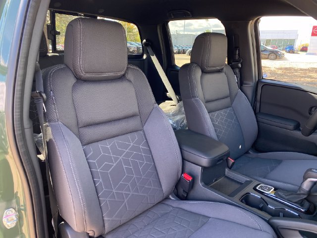 New 2027 Nissan Frontier SV AWD/4WD image 9